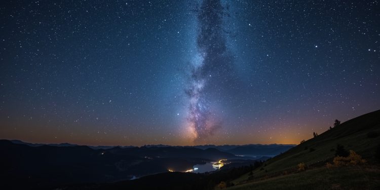 Sternschnuppen in Österreich: Orioniden 2025 jetzt am Himmel