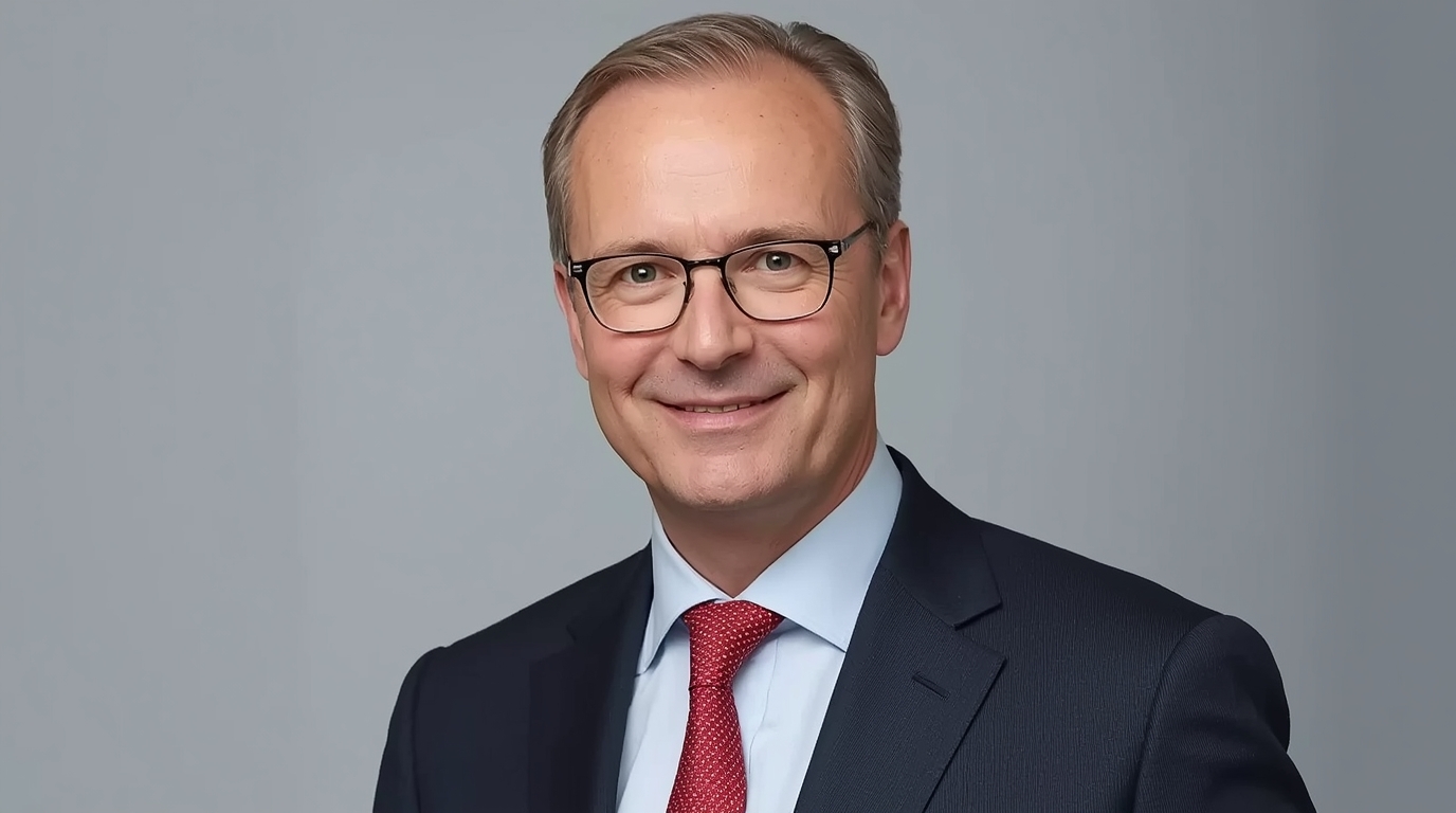 Karl Nehammer: Rücktritt erklärt, Österreichs Politik nach 2025