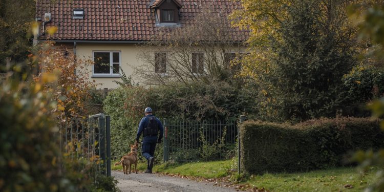 Rebecca Reusch aktuell: Polizei durchsucht Großeltern-Grundstück