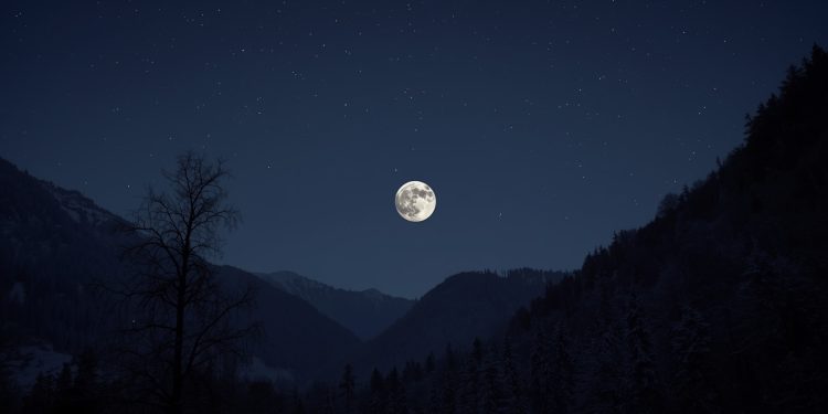 Vollmond im Dezember: Spektakuläre Mond-Show über Österreich