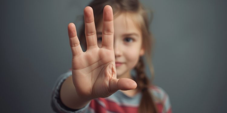 SOS Handzeichen in Österreich: Kleine Geste, große Rettung